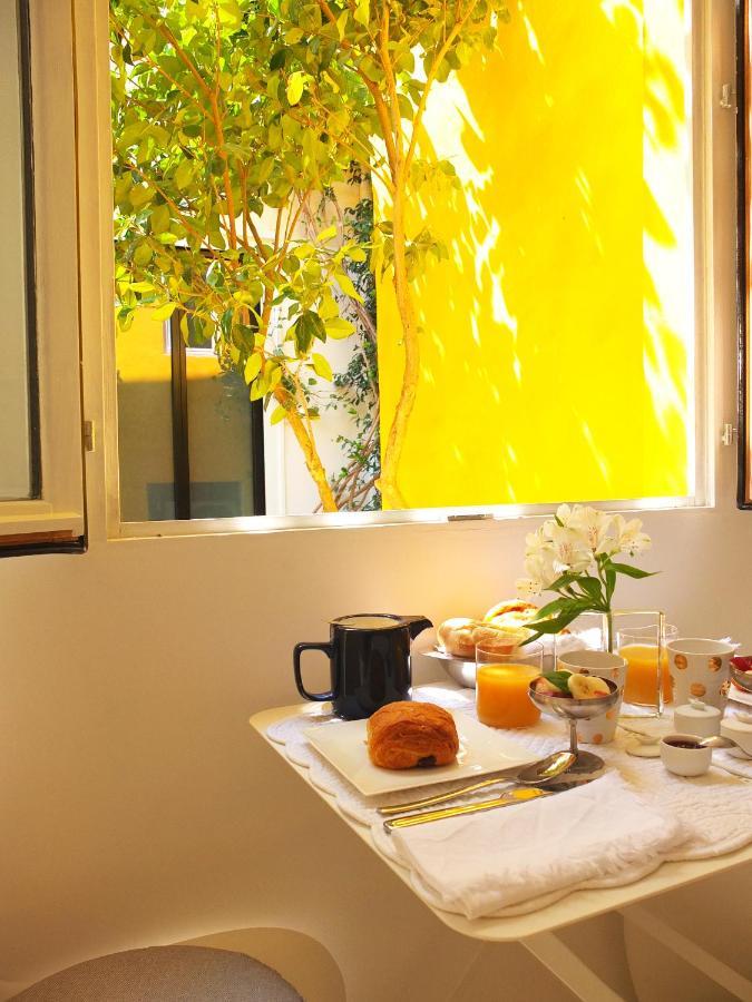 Couette-café La Maison Jaune Sète